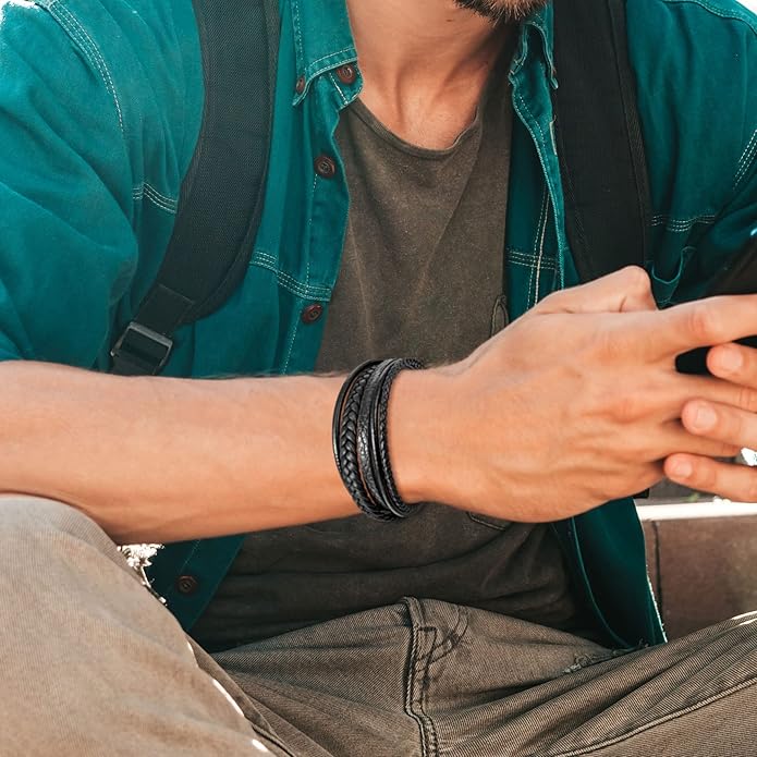 Herren-Lederarmband mit Edelstahlverschluss