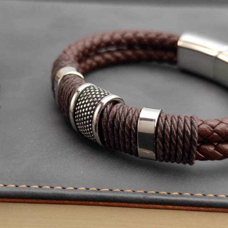 Herrn Armband aus Echtleder, veredelt mit Steinperlen und Edelstahl